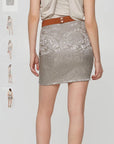 Ζακάρ μίνι φούστα σε σατέν όψη