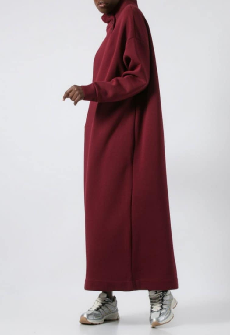 Φόρεμα φούτερ χνούδι maxi μακρυμάνικο με κλειστή λαιμόκοψη και κουμπιά Μπορντώ σκούρο &amp; Εκρού &amp; Πράσινο-σκούρο